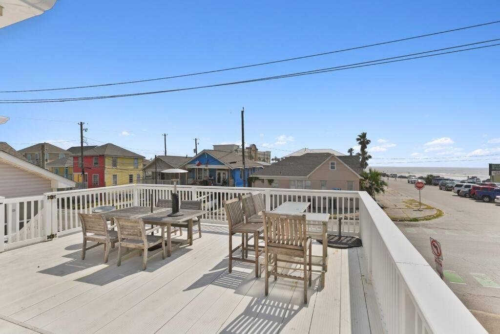 Galvez Oceanview Retreat Walk To Beach Or Pleasure Pier Villa Galveston Exterior foto